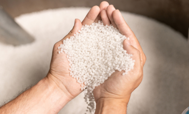 Granulés de matières premières plastiques